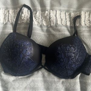 Victoria’s Secret Bombshell